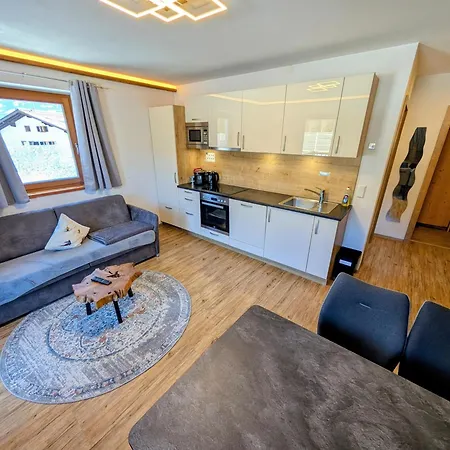 Apartment Haus Dirol *